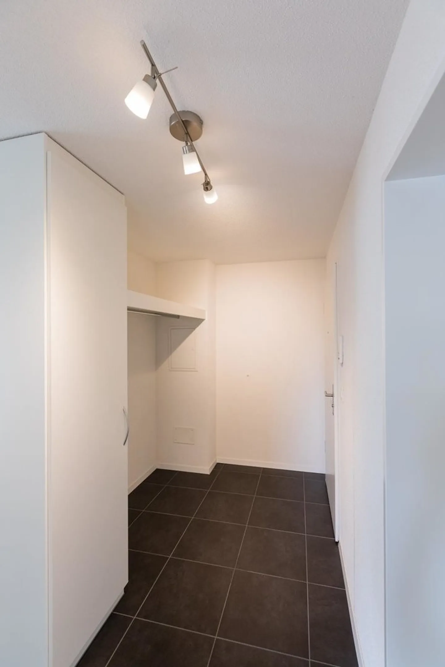 Modernes 2.5-Zimmer-Apartment - Foto 6 von 6