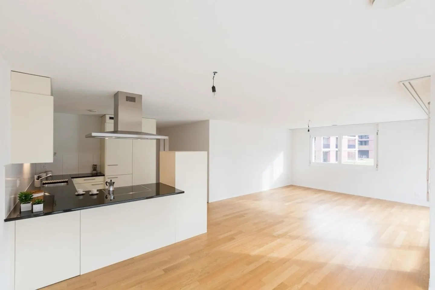 Modernes 2.5-Zimmer-Apartment - Foto 2 von 6