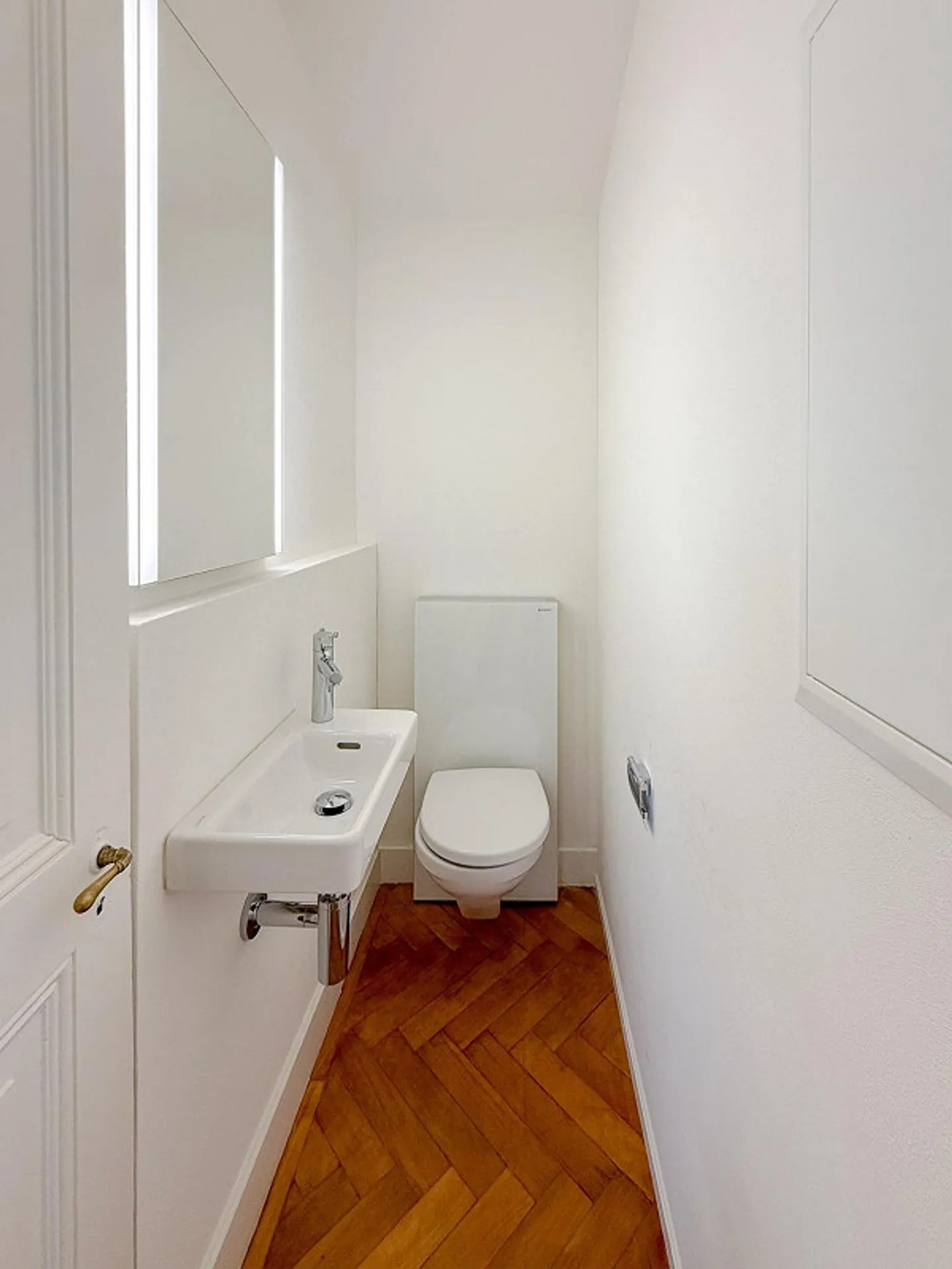 2.5 Zi-Wohnung mit atemberaubender Weitsicht - Photo 9 of 13