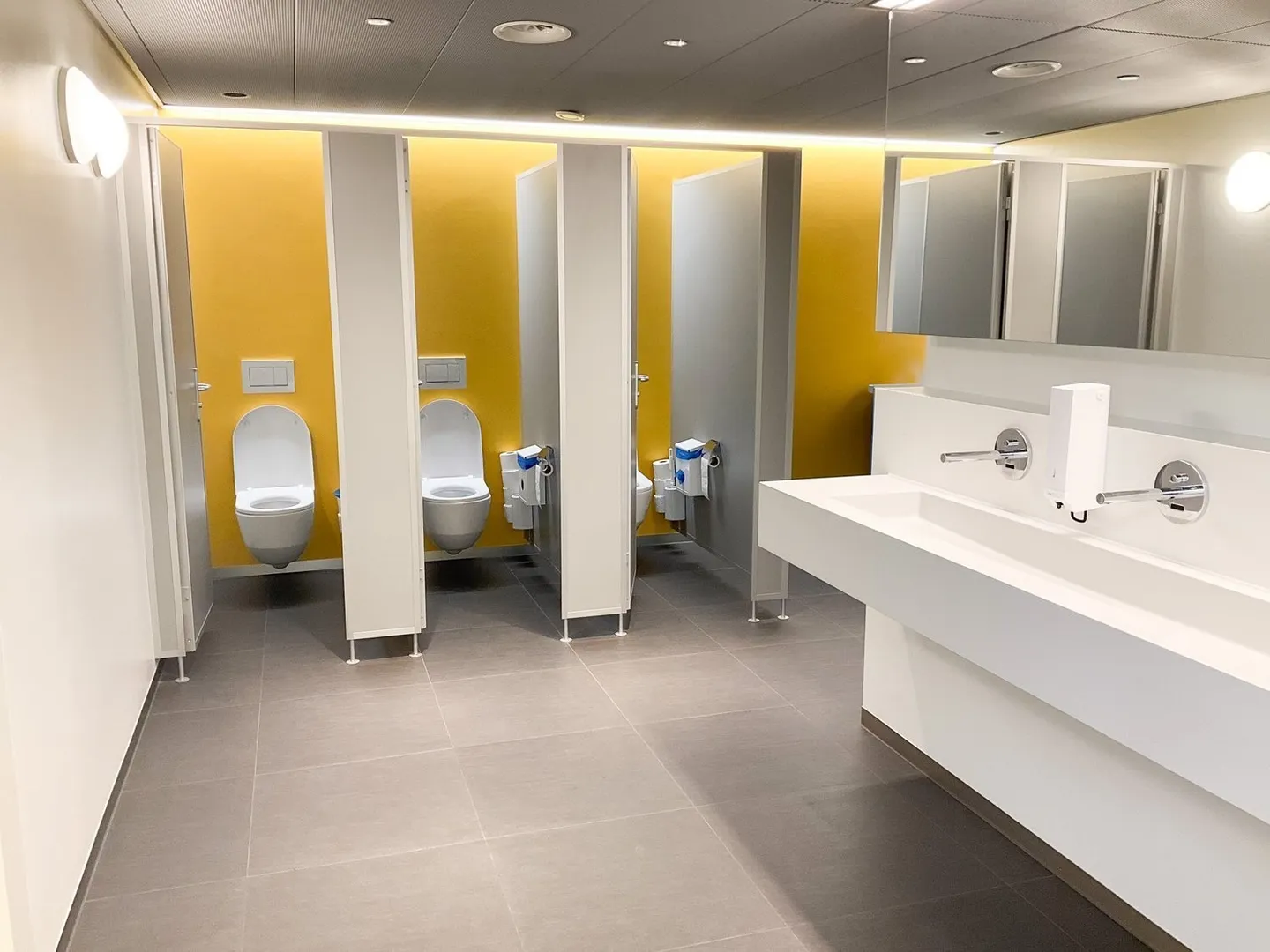 Vielseitige Gewerbefläche/n in Kloten zu vermieten - Foto 9 von 9