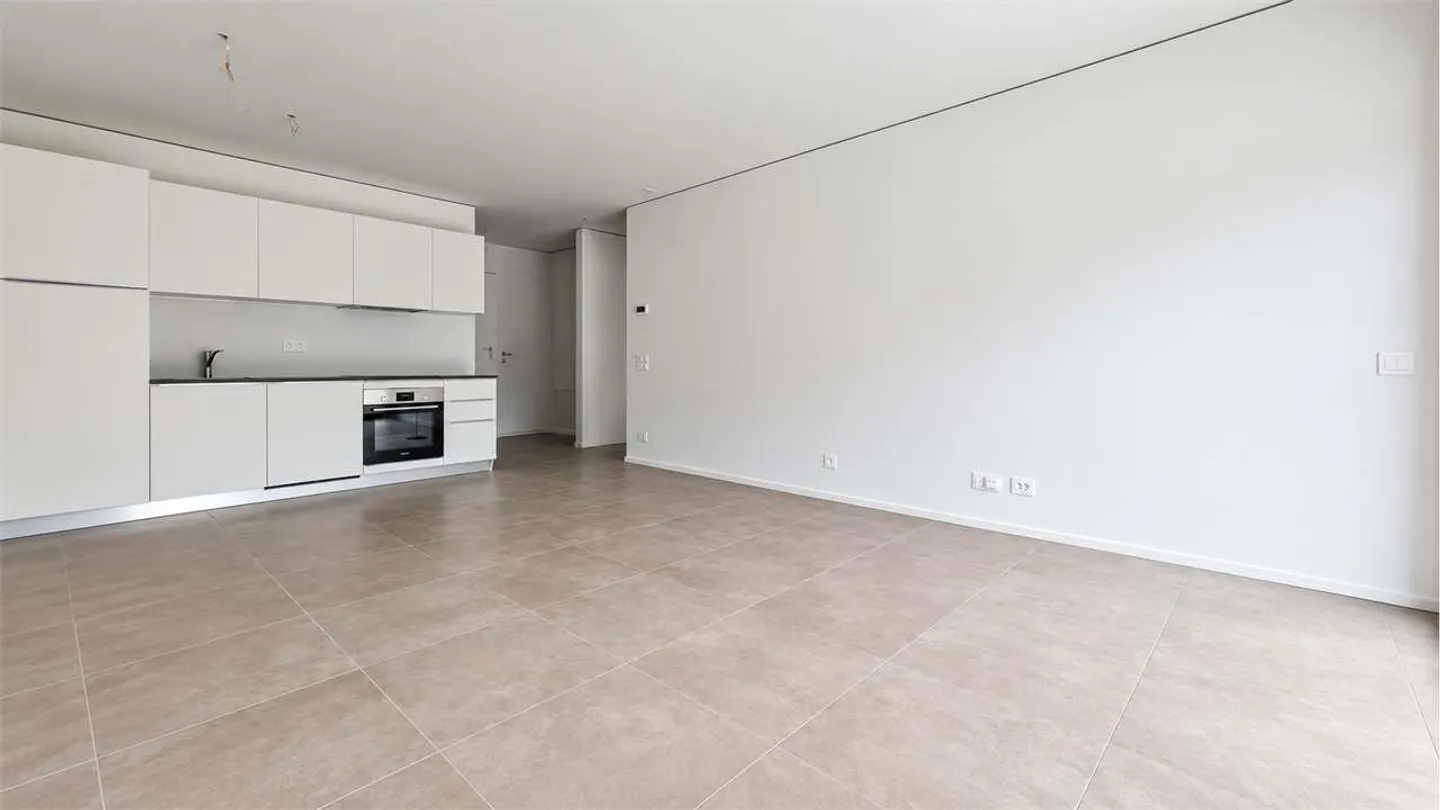 Modernes 2,5-Zimmer-Apartment mit Terrasse in der Residenza Due Laghi - Foto 5 von 13