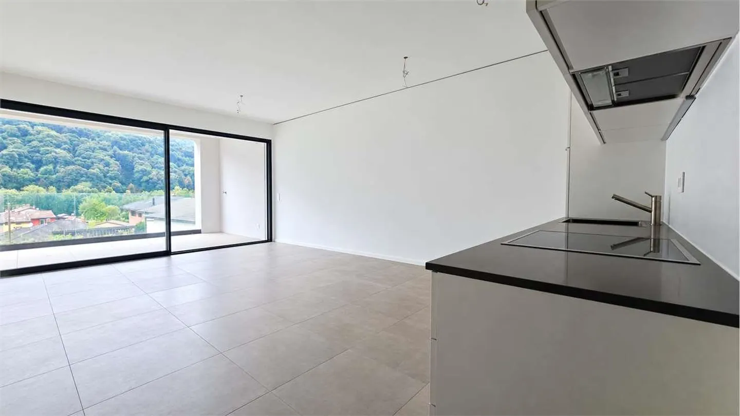 Modernes 2,5-Zimmer-Apartment mit Terrasse in der Residenza Due Laghi - Foto 3 von 13