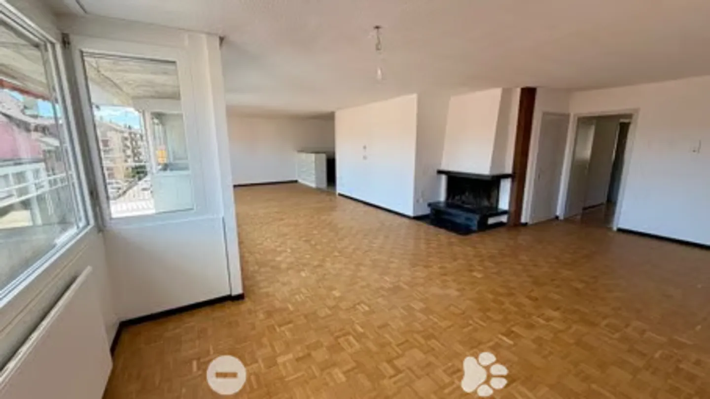 Appartement exceptionnel de 4,5 pièces avec divers balcons et ascenseur à Bienne - Photo 3 sur 19