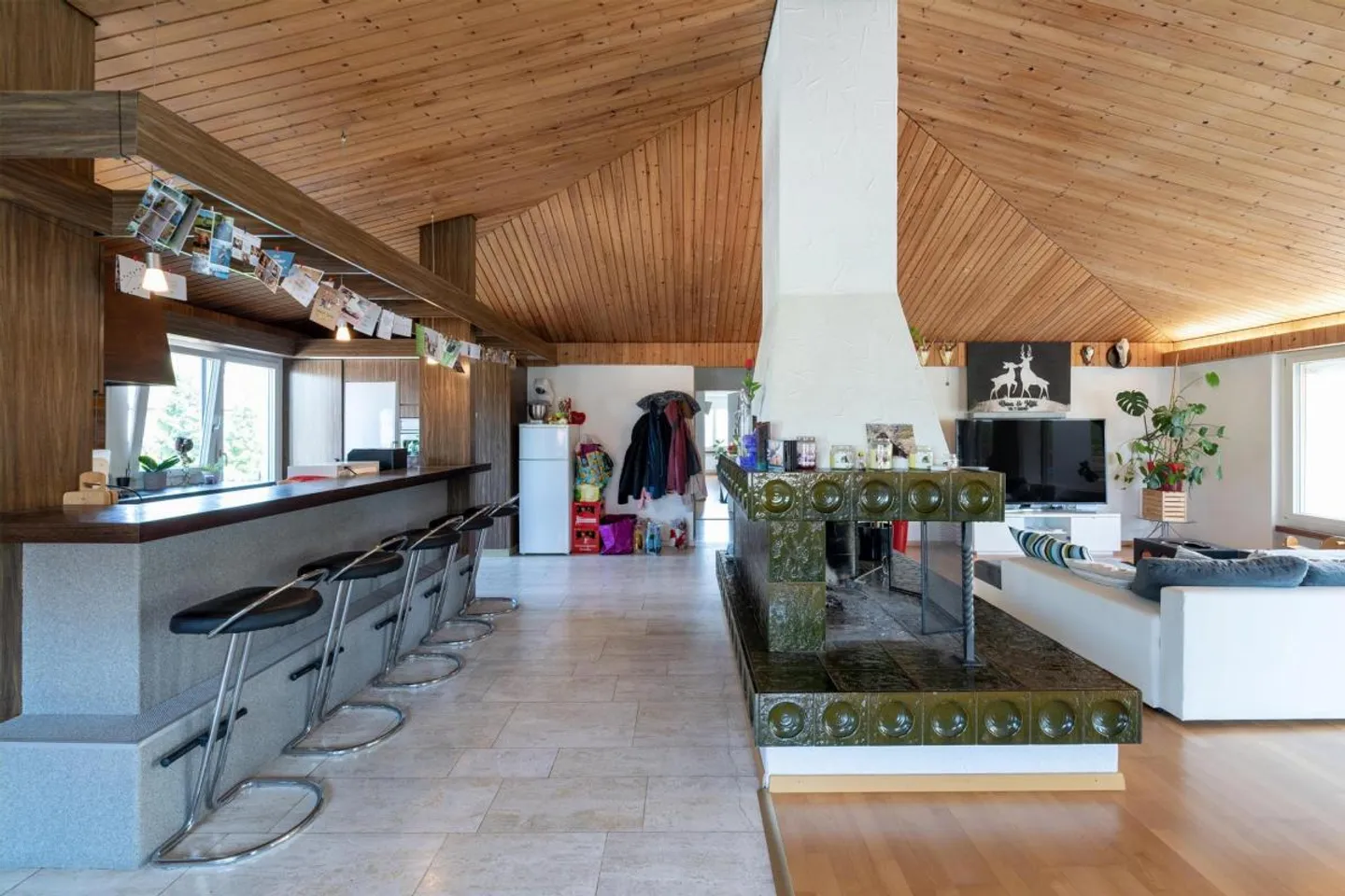 Spacious Apartment - Photo 1 of 10