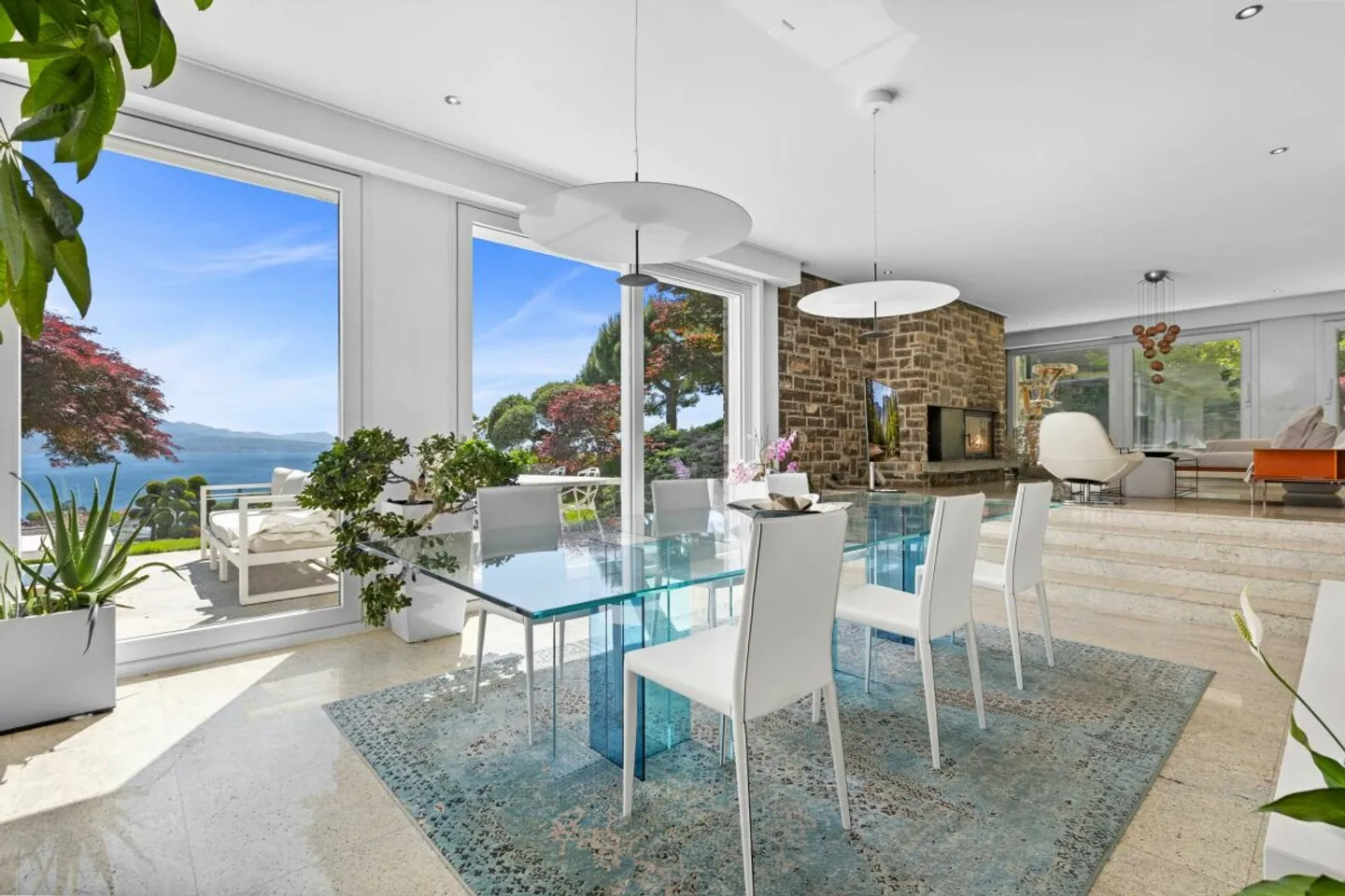 Magnifique appartement de 5,5 pièces avec jardin et piscine privée. - Photo 11 sur 22