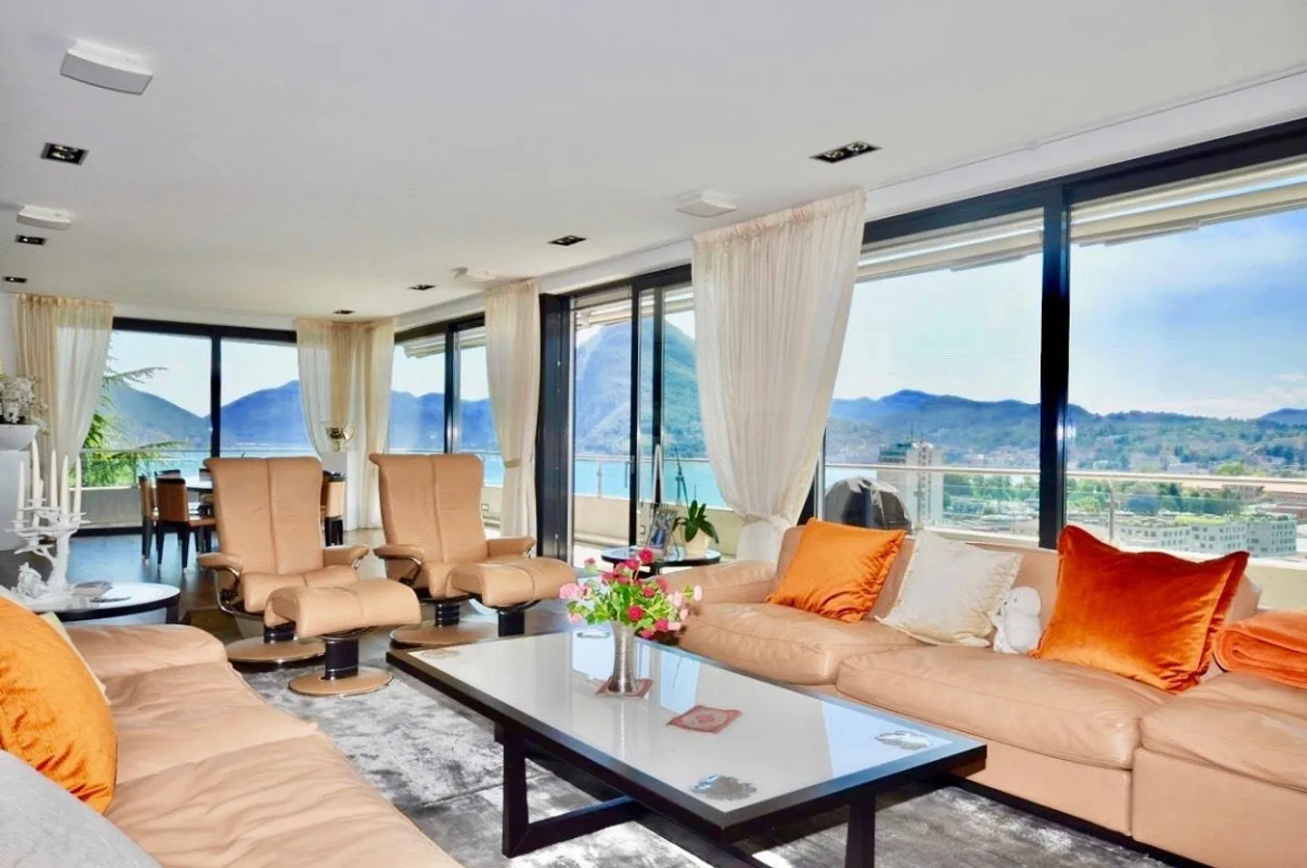 Magnificent Luxury Penthouse mit Dachterrasse und Blick auf den Luganersee - Foto 5 von 21