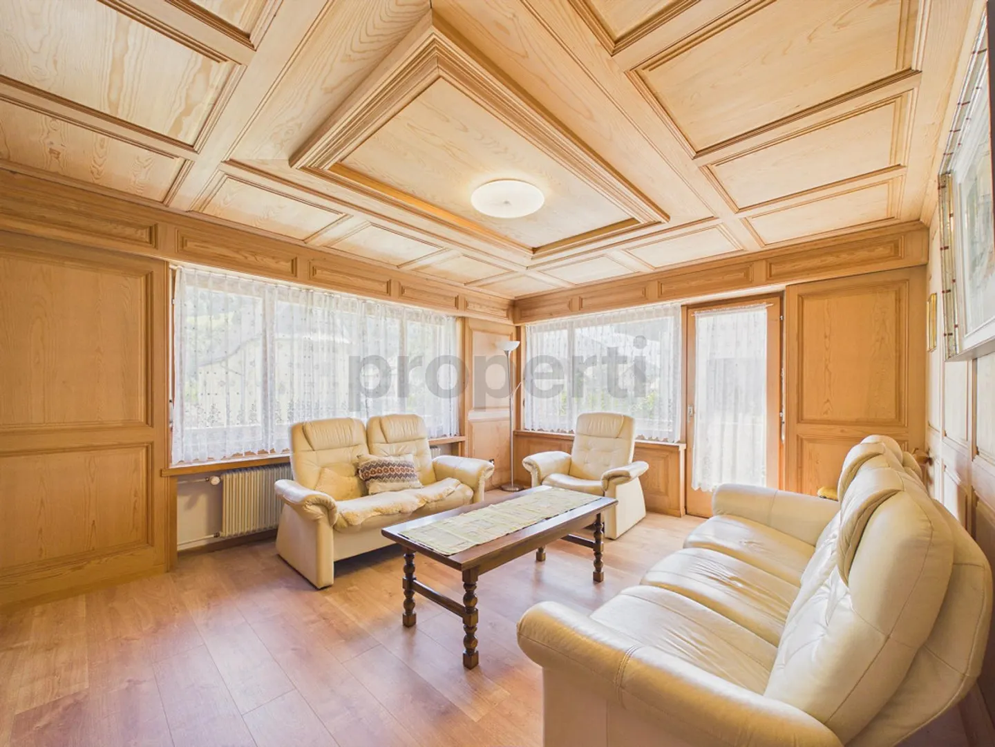 Multi-family house in a family-friendly location - Photo 10 of 13