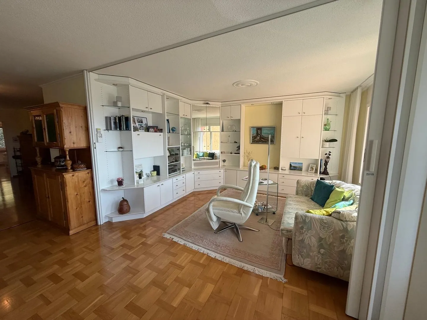 Spacious and bright 4.5-room apartment with mountain view in Thun - Photo 6 of 20