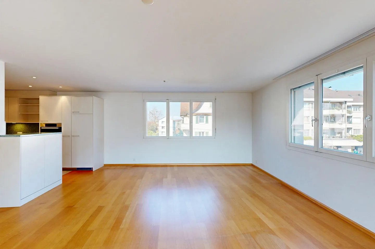 Condominium de 4,5 pièces dans un emplacement central - Photo 4 sur 16