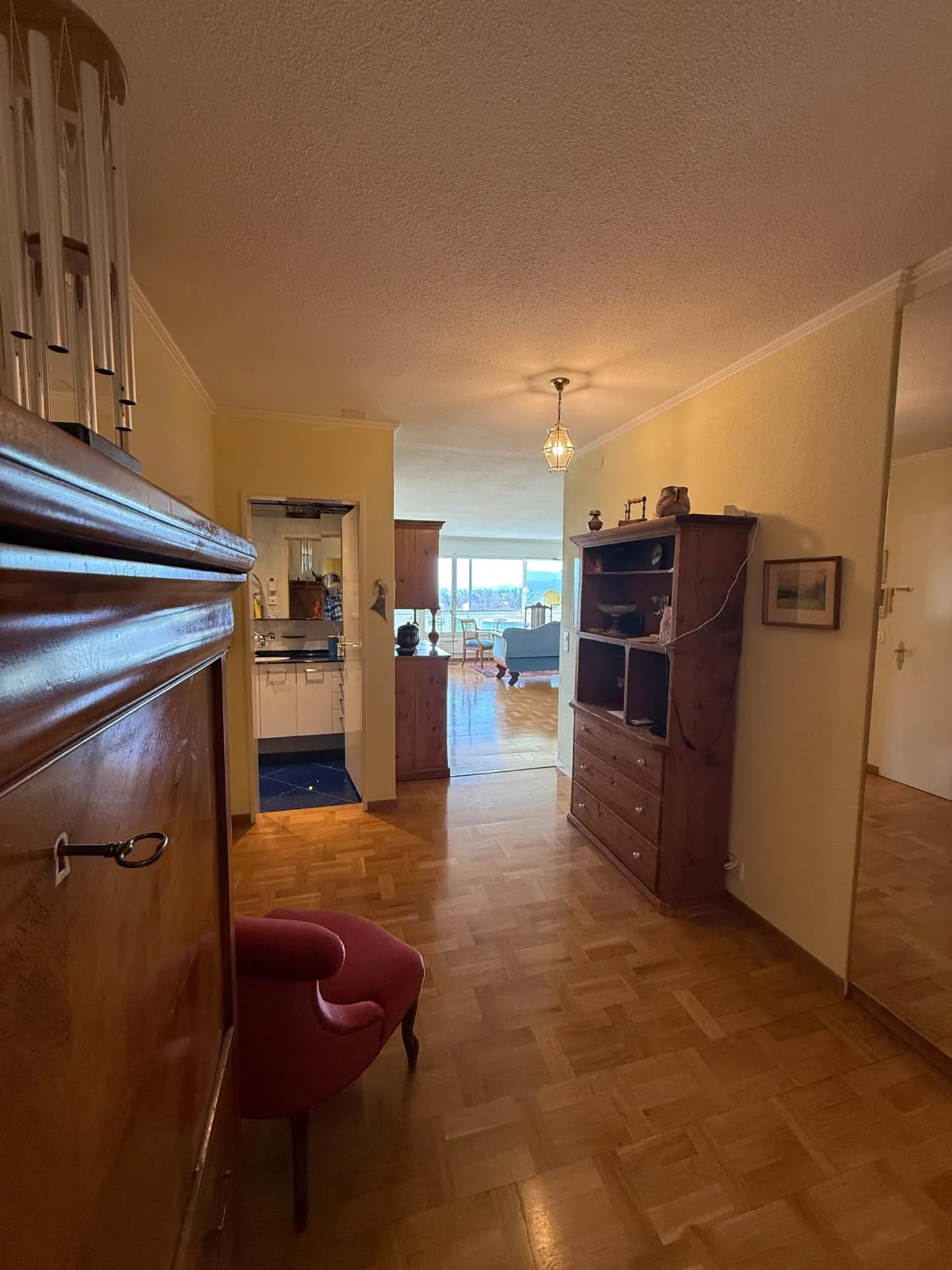 Spacious and bright 4.5-room apartment with mountain view in Thun - Photo 7 of 20