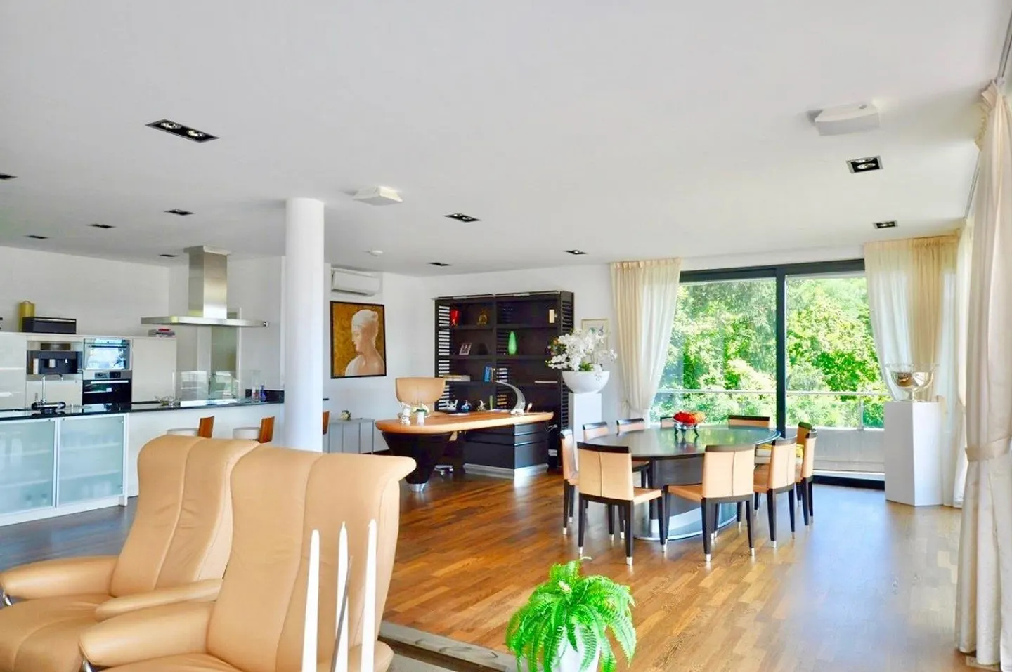 Magnificent Luxury Penthouse mit Dachterrasse und Blick auf den Luganersee - Foto 8 von 21