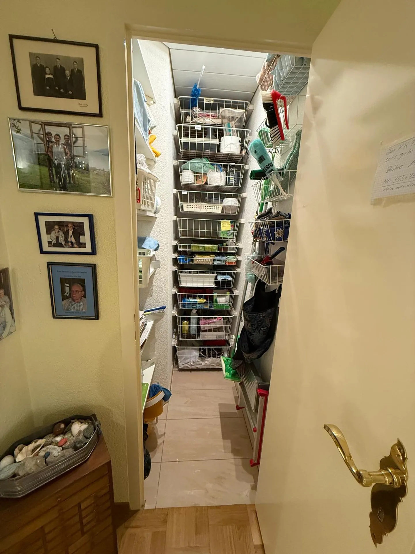 Spacious and bright 4.5-room apartment with mountain view in Thun - Photo 19 of 20