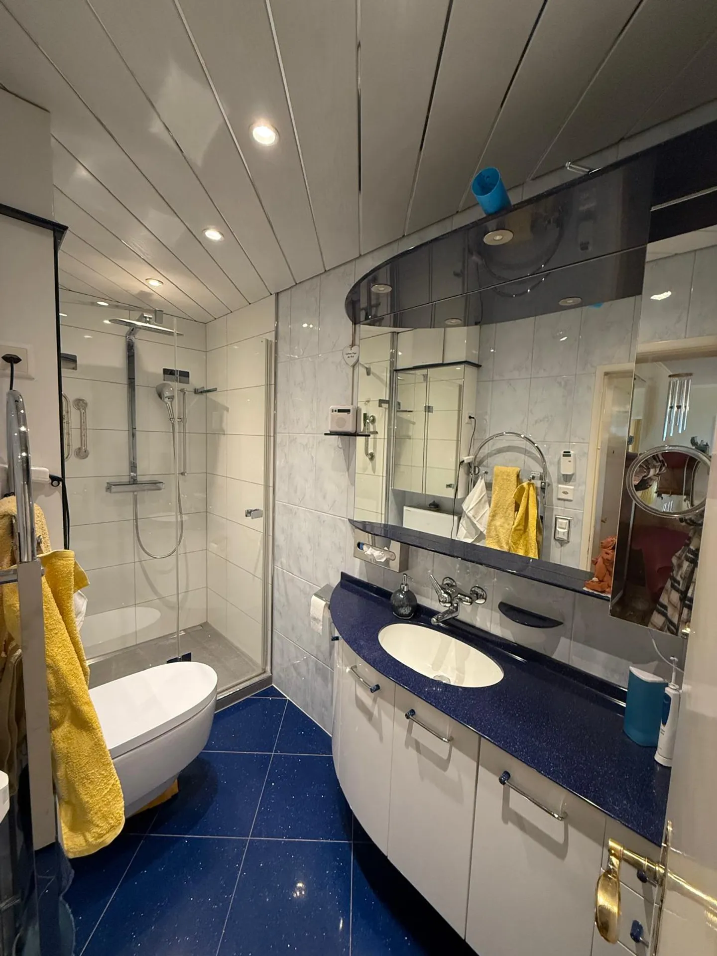 Spacious and bright 4.5-room apartment with mountain view in Thun - Photo 14 of 20