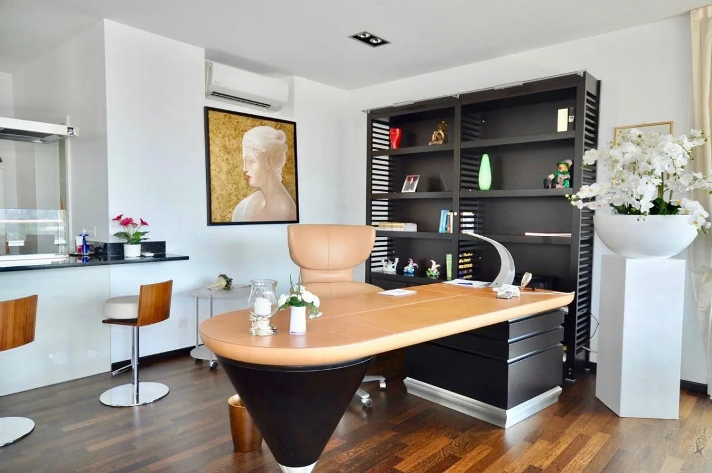 Magnificent Luxury Penthouse mit Dachterrasse und Blick auf den Luganersee - Foto 9 von 21