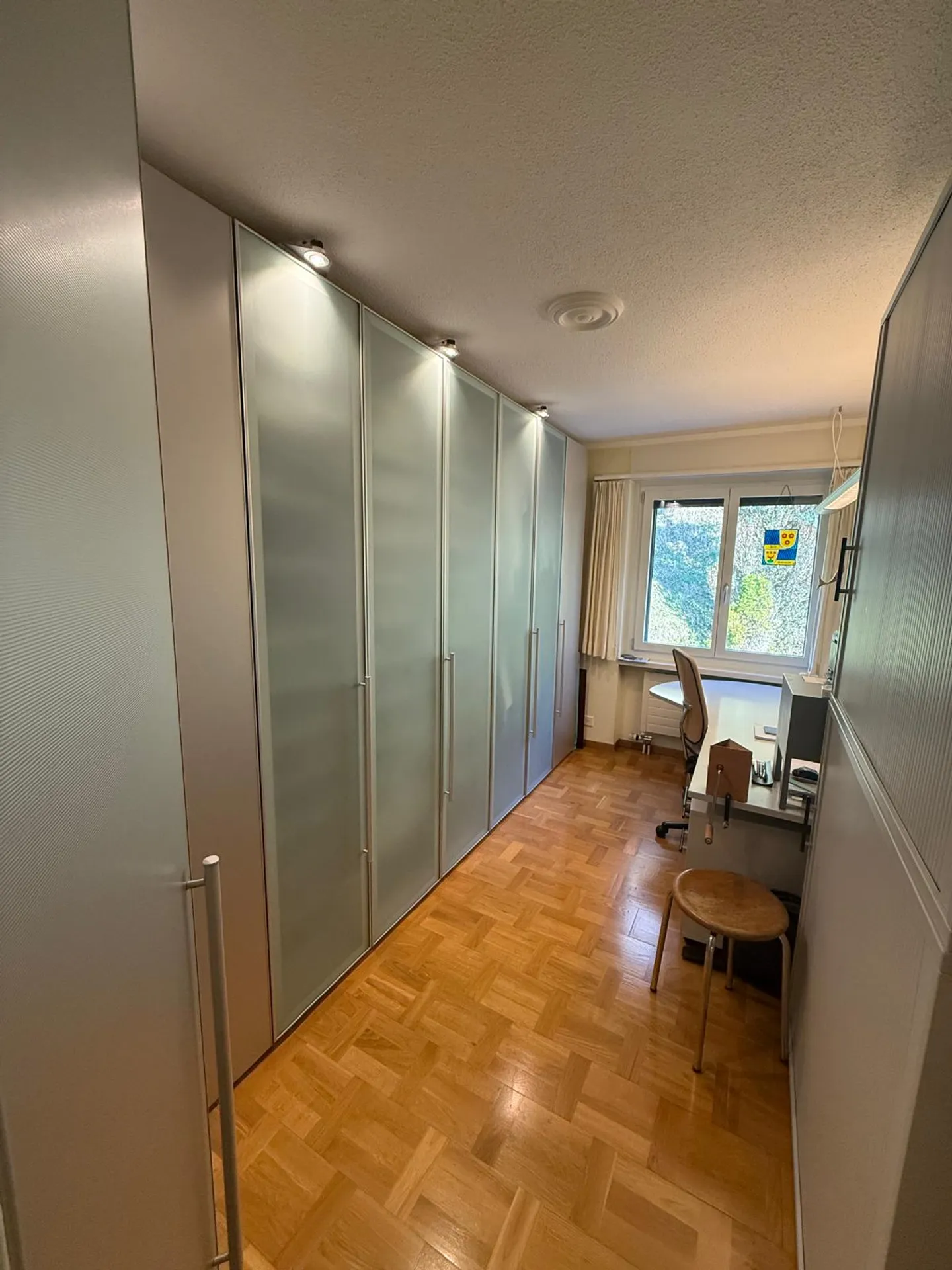 Spacious and bright 4.5-room apartment with mountain view in Thun - Photo 17 of 20