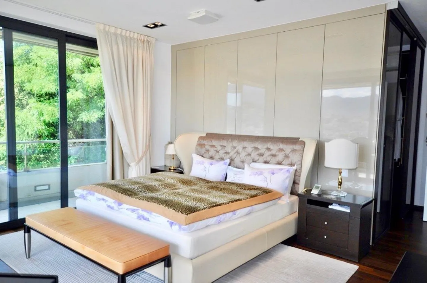 Magnificent Luxury Penthouse mit Dachterrasse und Blick auf den Luganersee - Foto 13 von 21