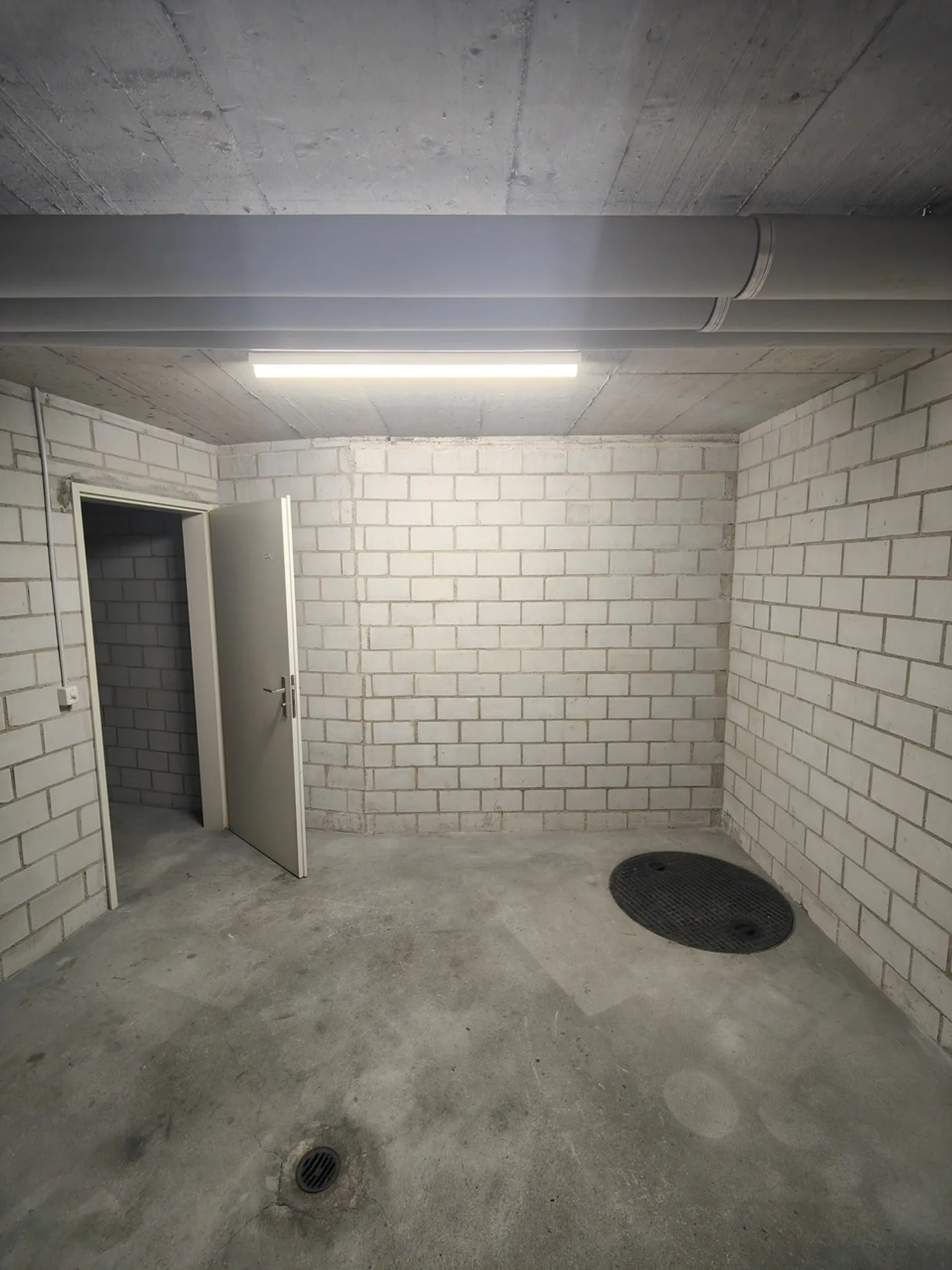 14m2 Magazzino Muri - Klosterfeldstrasse 32 - Foto 2 di 13