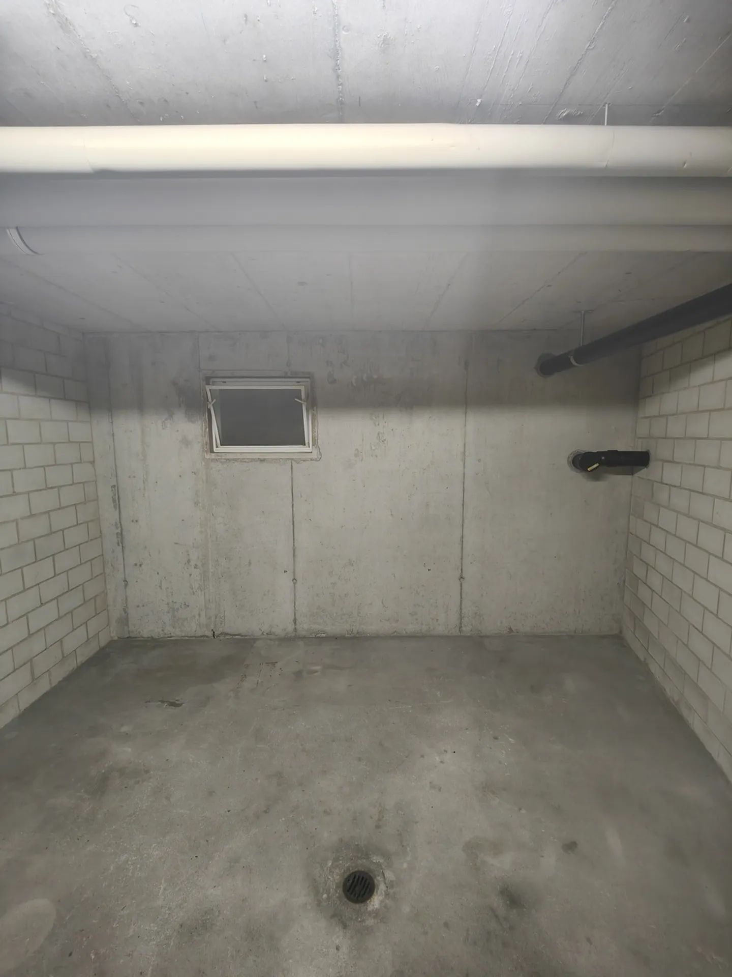 14m2 Magazzino Muri - Klosterfeldstrasse 32 - Foto 4 di 13