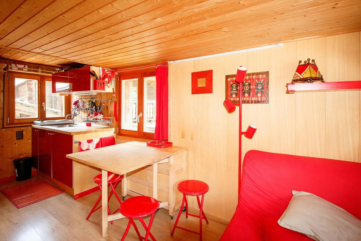 Chalet CH-13, Piccolo Chalet Vallese, Balcone con Vista - Foto 8 di 14
