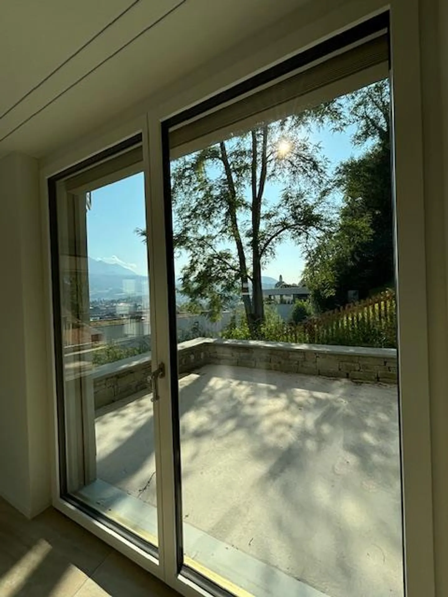 Vivere in una posizione privilegiata - Foto 5 di 14