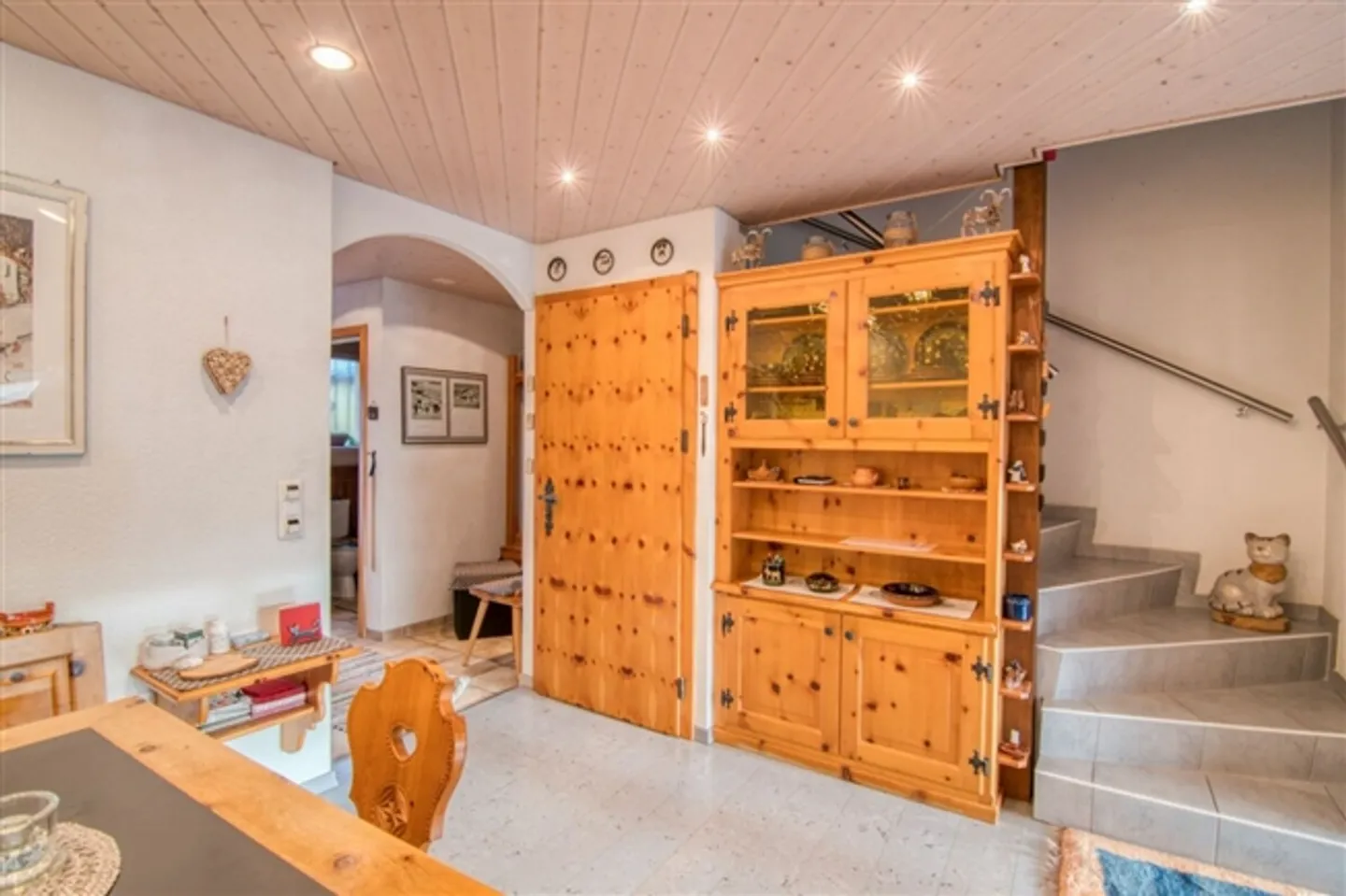 «Familienfreundliches 6-Zimmer-Reihenmittelhaus mit viel Platz zum Leben und Freizeit direkt vor der Tür» - Foto 5 von 20