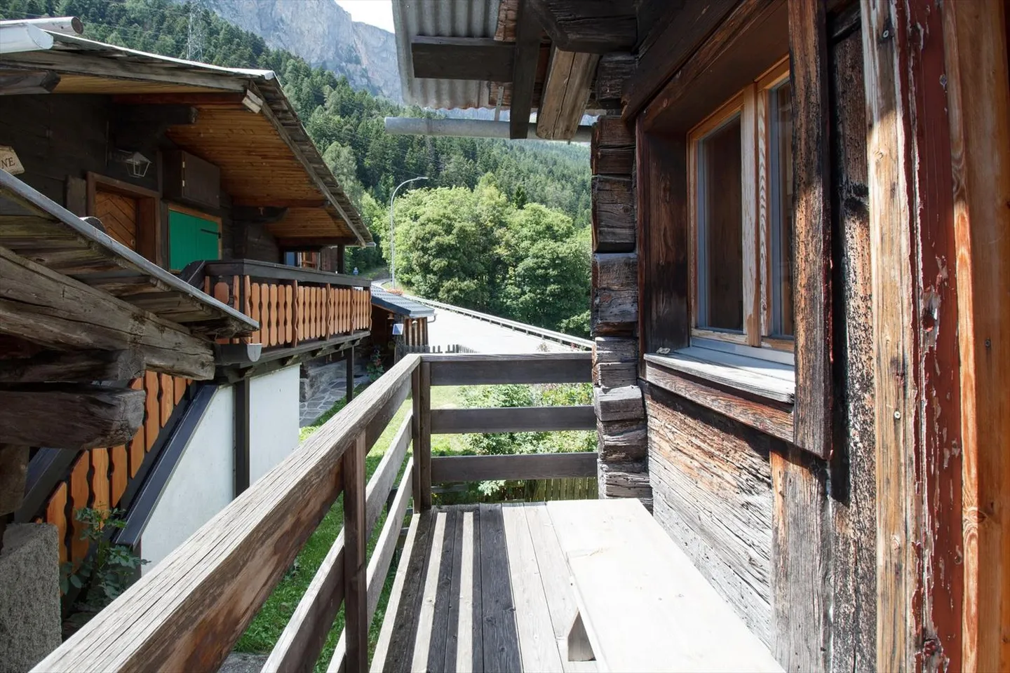Chalet CH-13, Piccolo Chalet Vallese, Balcone con Vista - Foto 13 di 14