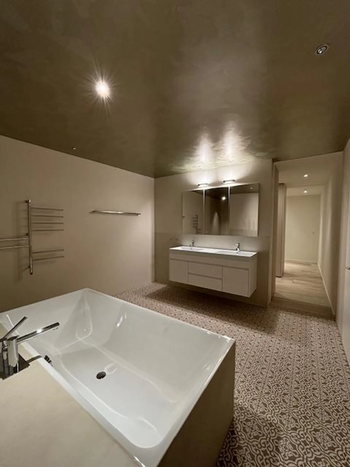 Vivere in una posizione privilegiata - Foto 9 di 14
