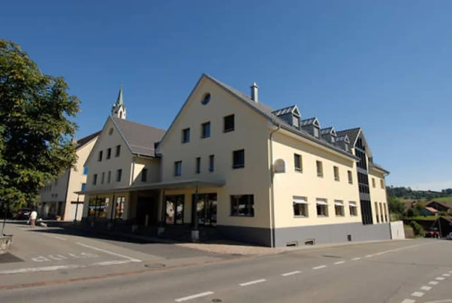 Charming 2½-room apartment in a central location - Photo 4 of 5