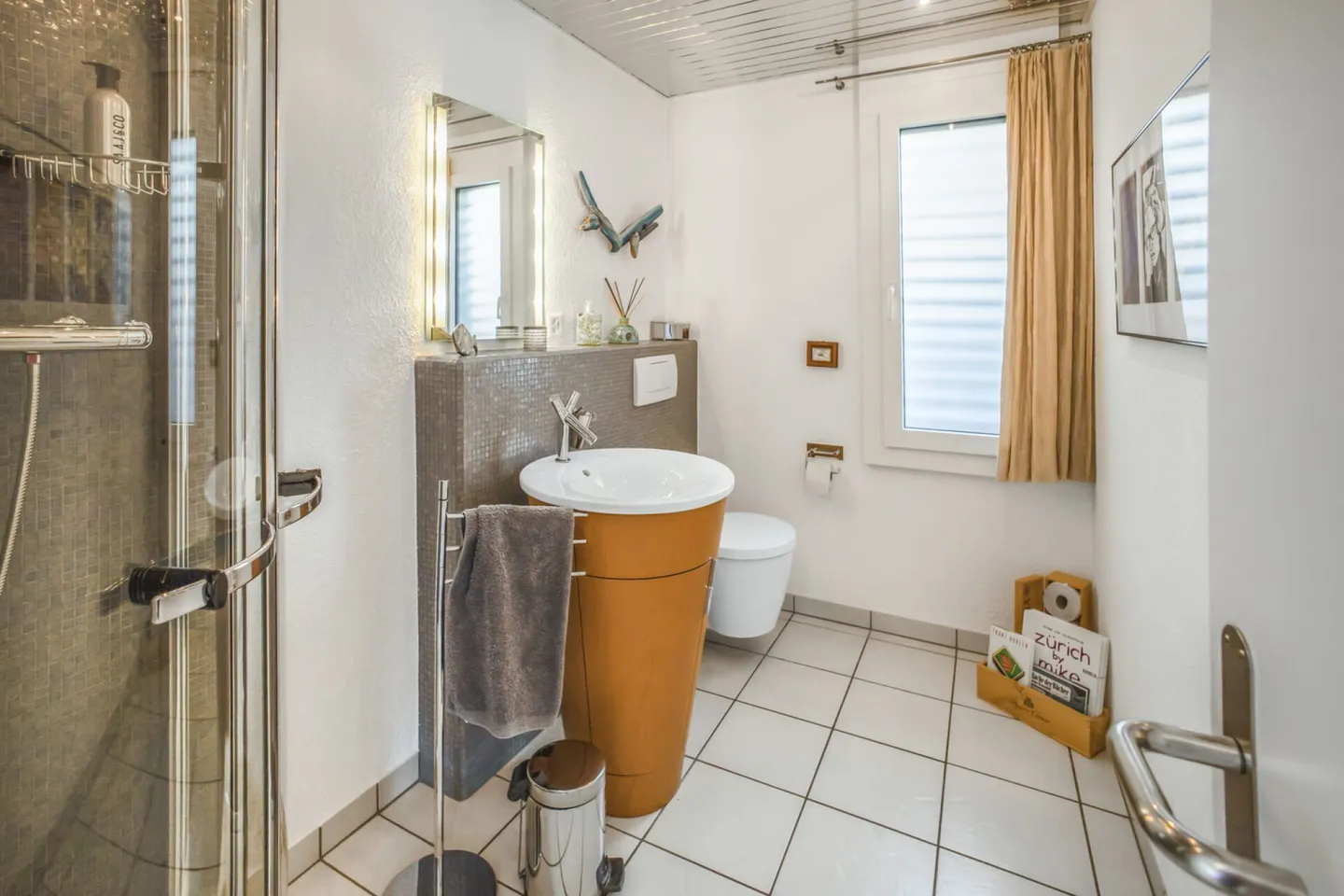 Exclusive 7.5-room single-family house with swimming pond in idyllic location - Photo 8 of 12