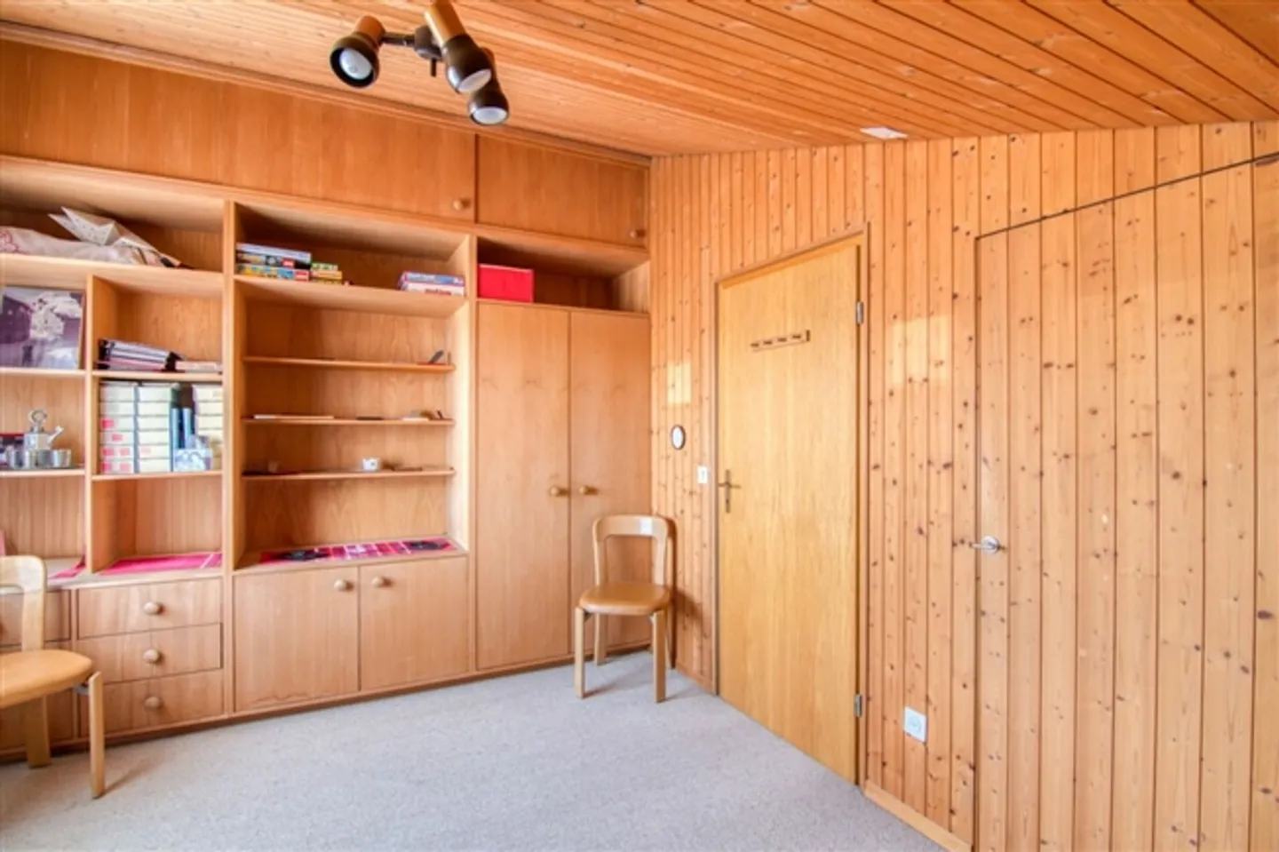 «Familienfreundliches 6-Zimmer-Reihenmittelhaus mit viel Platz zum Leben und Freizeit direkt vor der Tür» - Foto 18 von 20