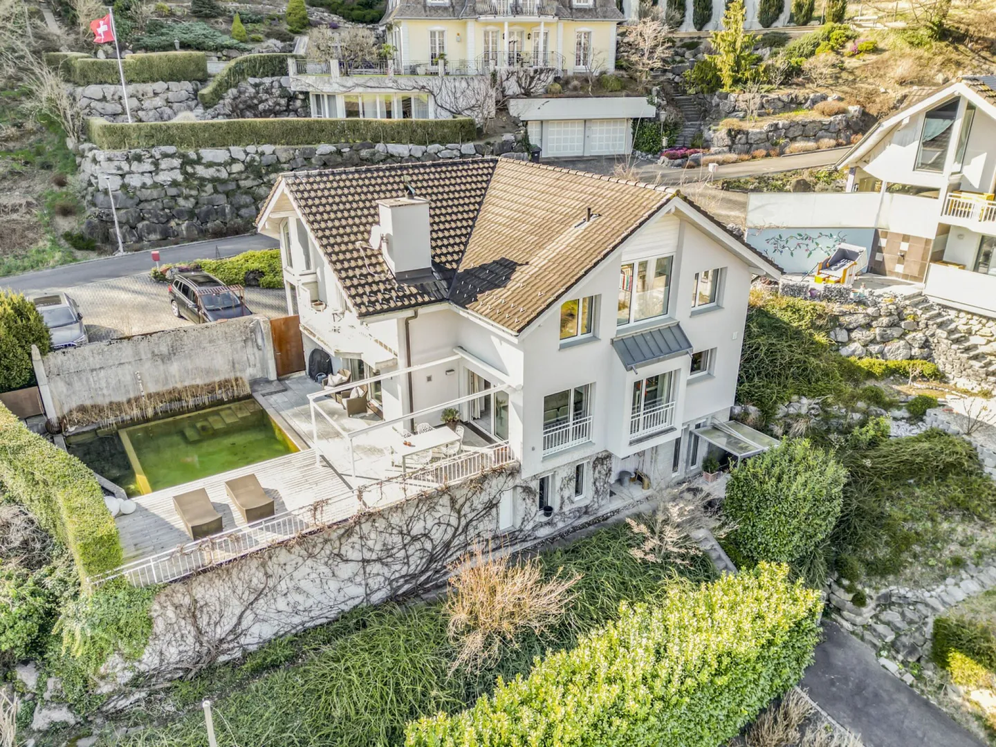 Exclusive 7.5-room single-family house with swimming pond in idyllic location - Photo 12 of 12