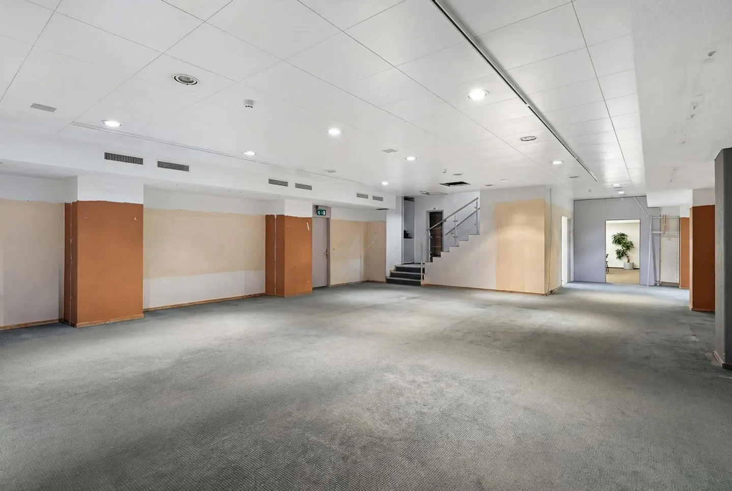 Espace de rez-de-chaussée représentatif dans un emplacement de choix – Talacker 50, Zurich - Photo 8 sur 13