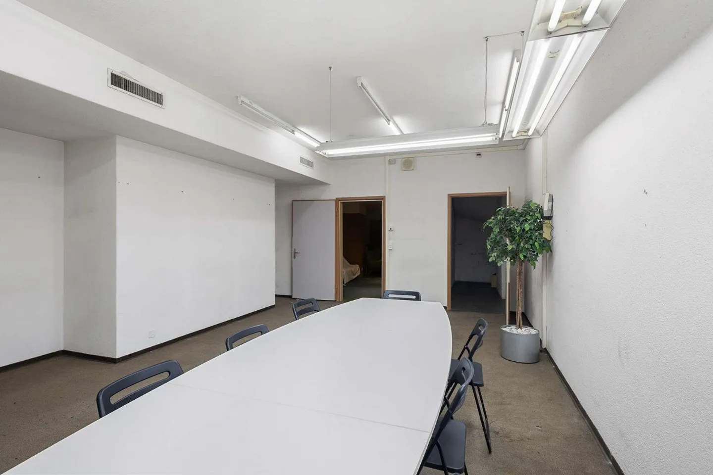 Espace de rez-de-chaussée représentatif dans un emplacement de choix – Talacker 50, Zurich - Photo 11 sur 13