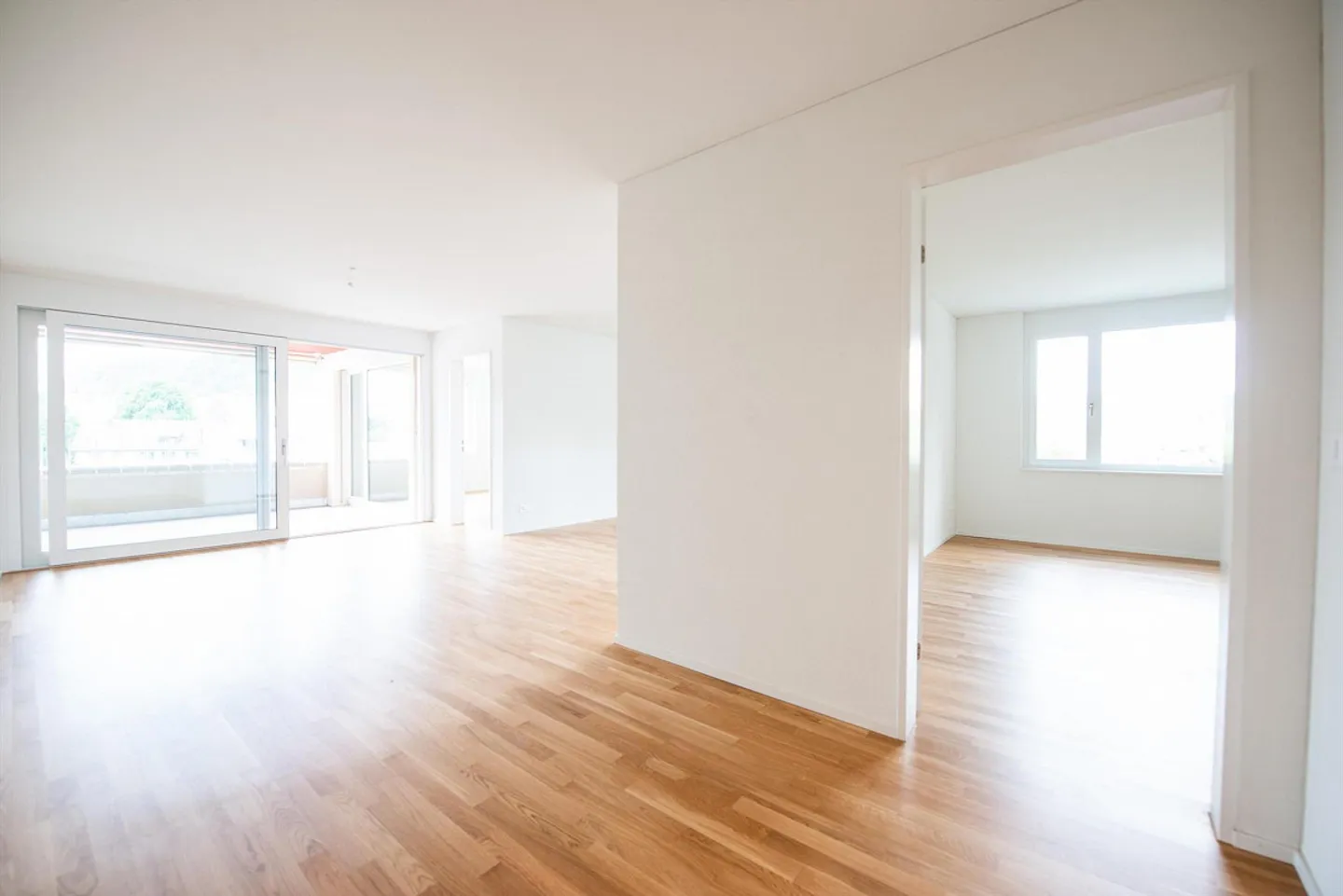 Appartamento da sogno di 4,5 stanze a Weisslingen - Foto 3 di 6