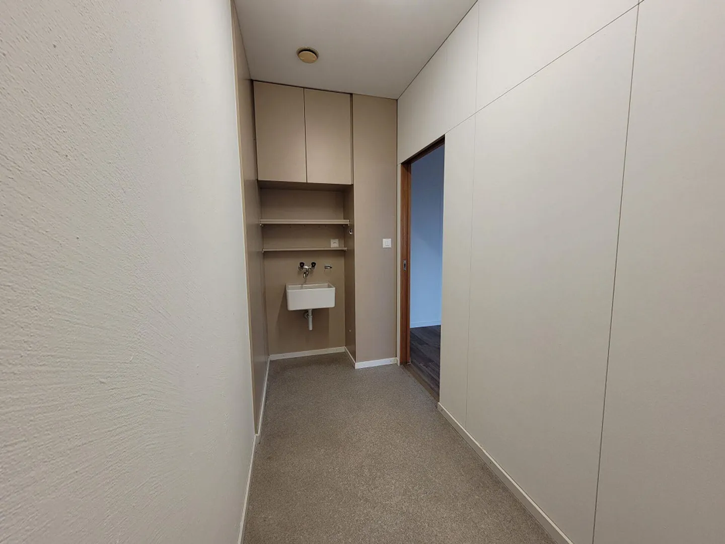 Your new, light-flooded offices with great views. - Photo 8 of 10