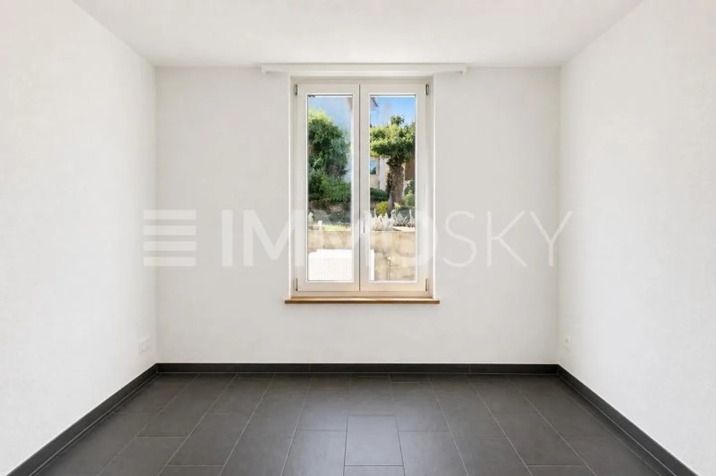 Maison Familiale Élégante avec Terrasse - Photo 3 sur 5