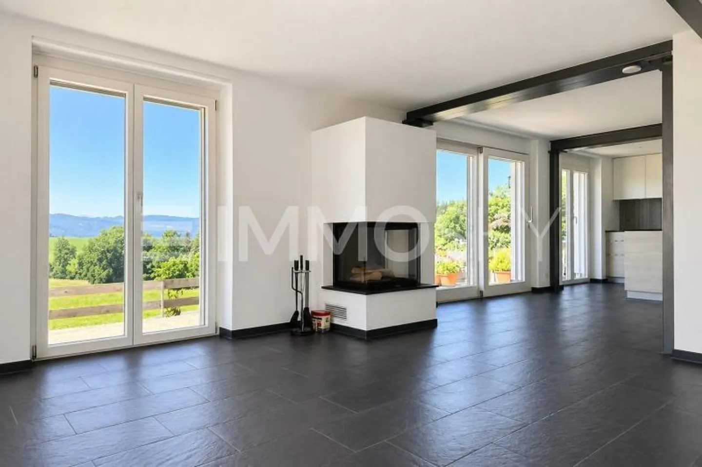 Maison Familiale Élégante avec Terrasse - Photo 1 sur 5