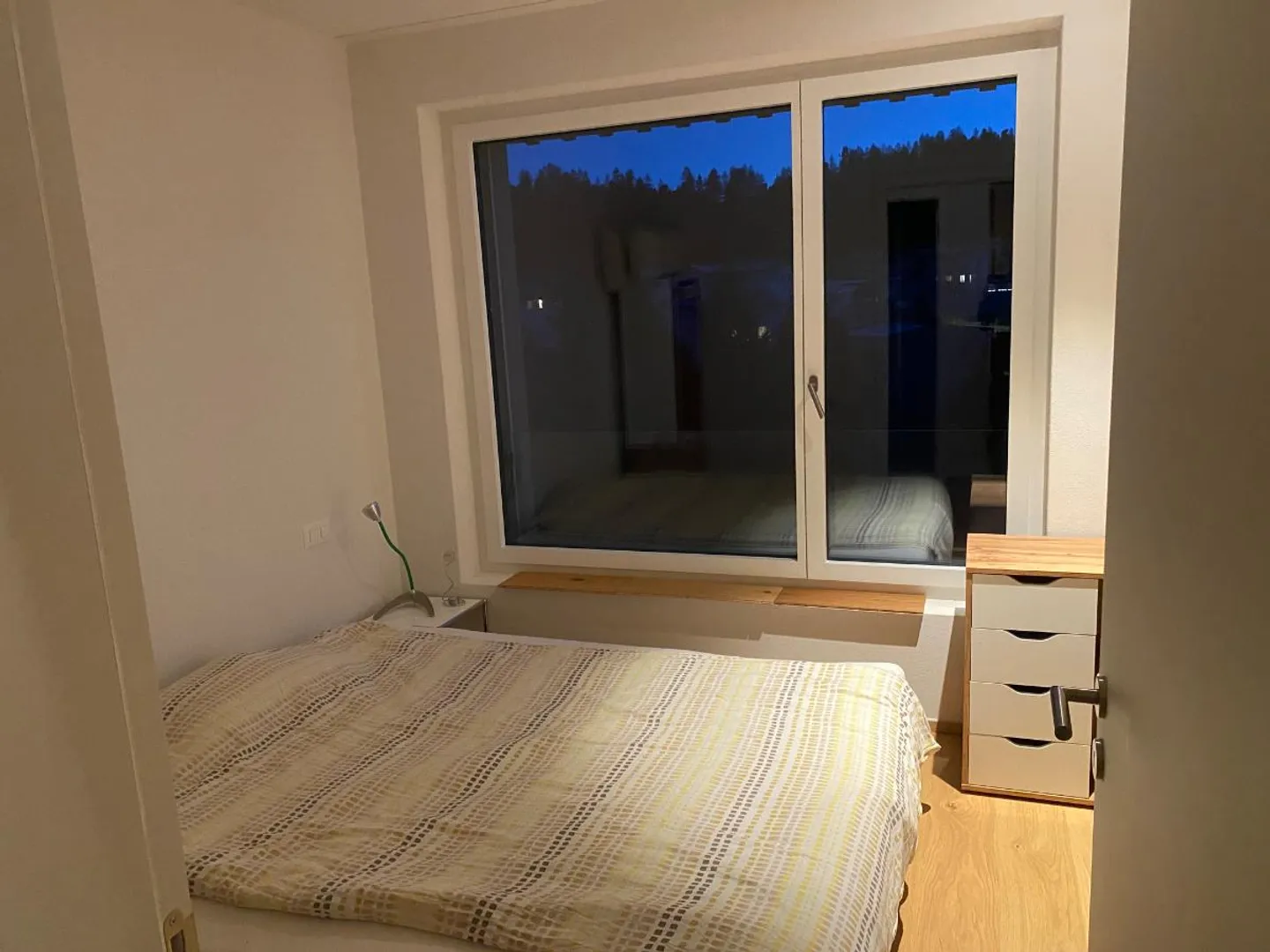 1 Room furnished living object - Photo 1 of 2