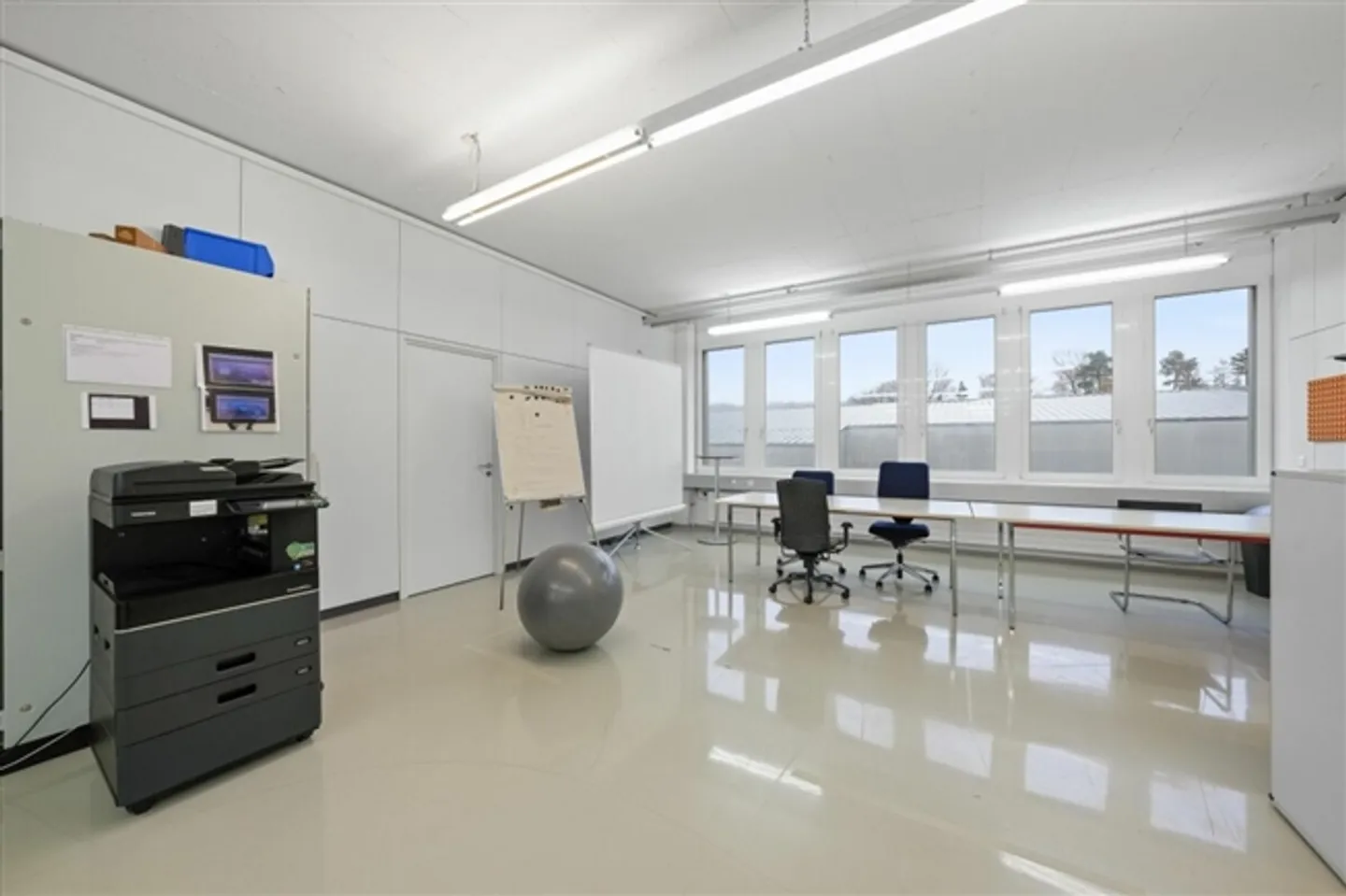 Ideale per ufficio, studio, laboratorio - spazi commerciali di 338 m² - Foto 3 di 11