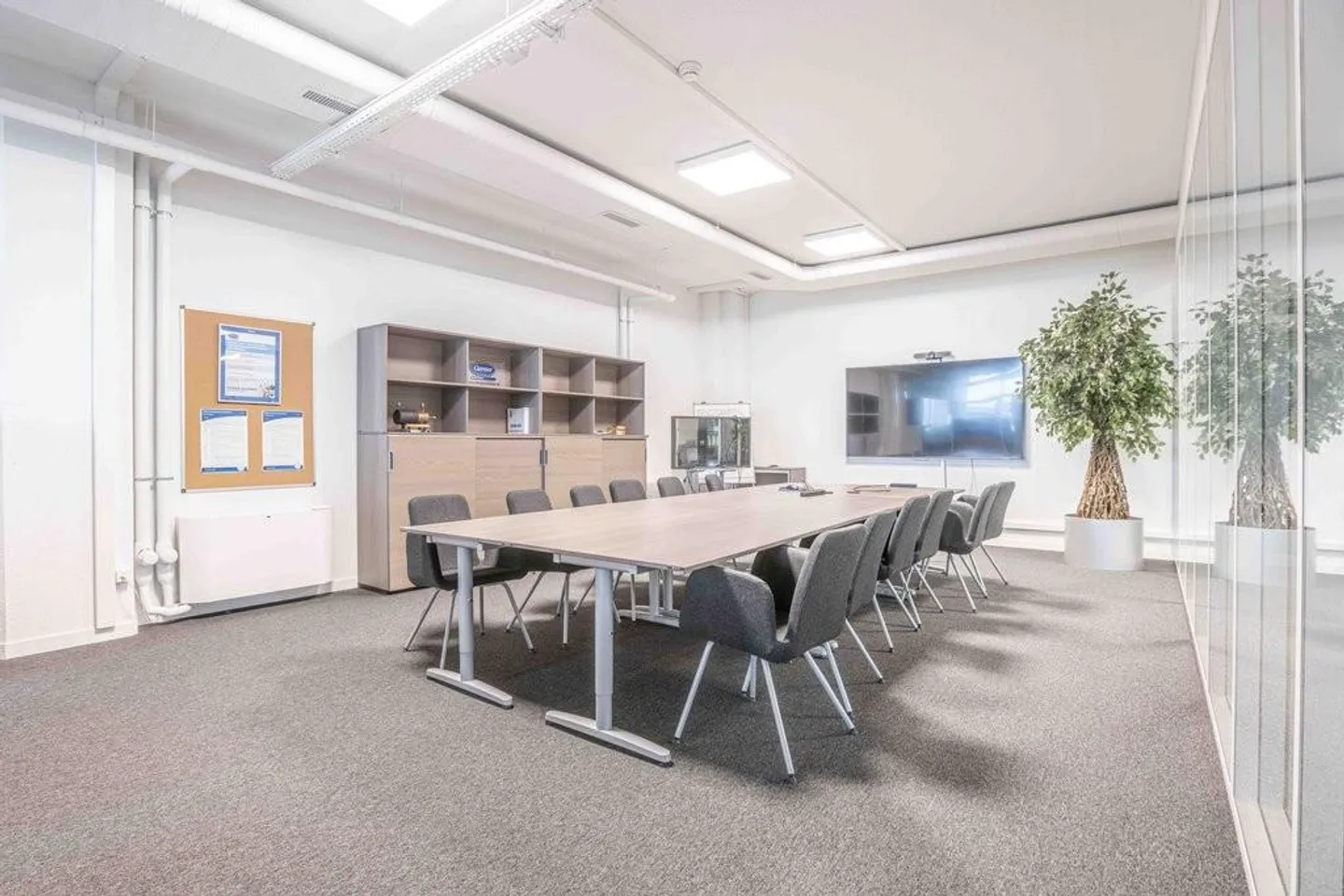 Offices 5 minutes from the train station and the A1 motorway - Photo 10 of 10