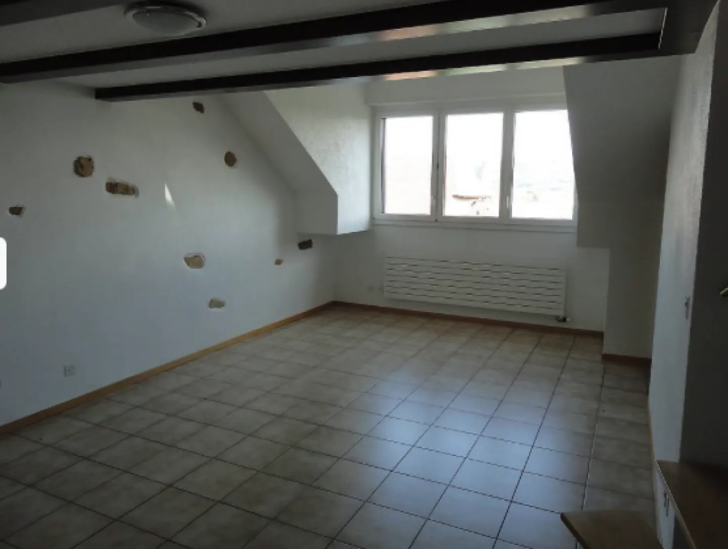 Charmante 2-Zimmer-Dachgeschosswohnung mit Mezzanin - Foto 2 von 5