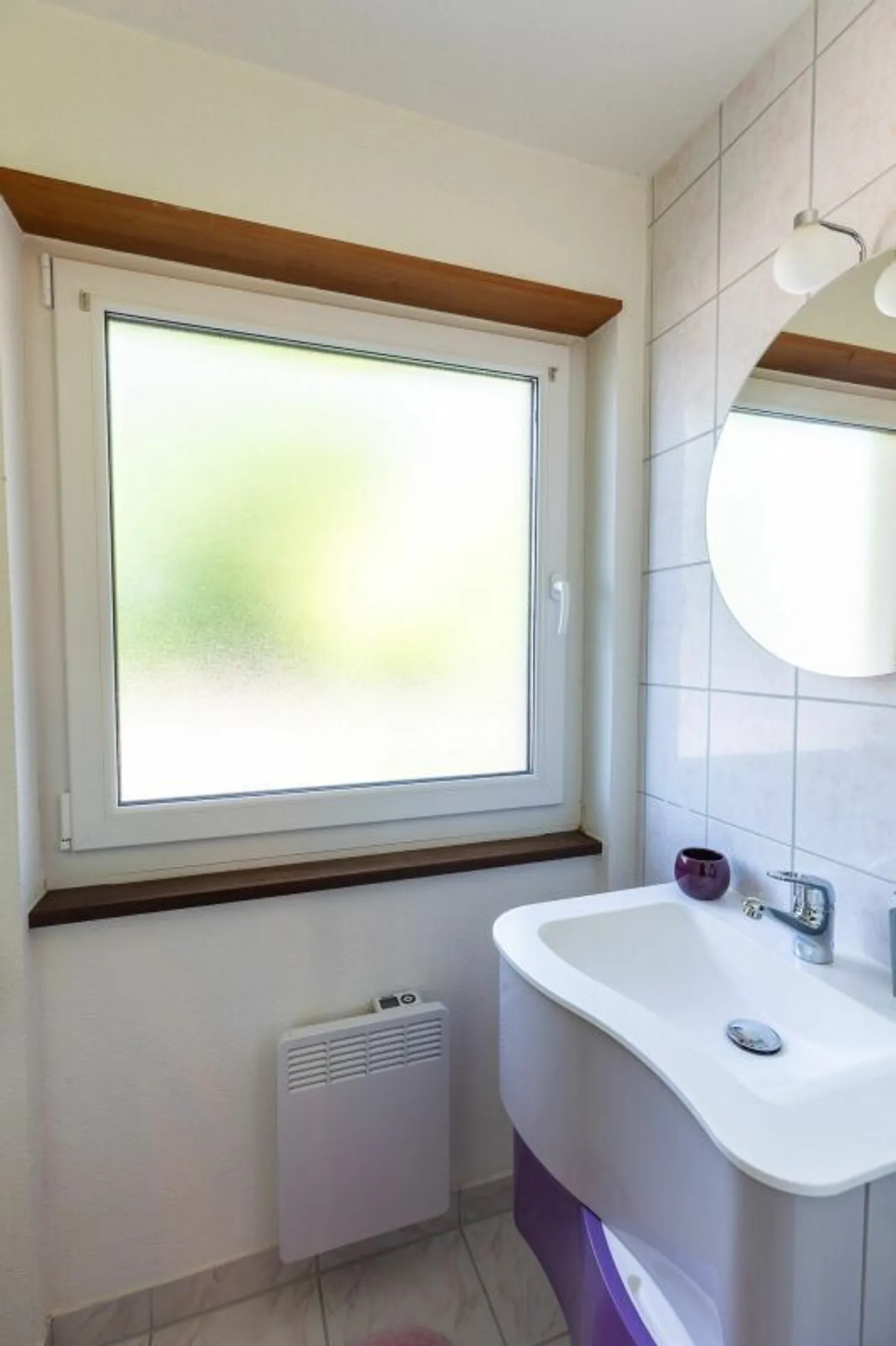 A Dream View - Spacious Family Villa Facing Lake Neuchâtel - Photo 20 of 24