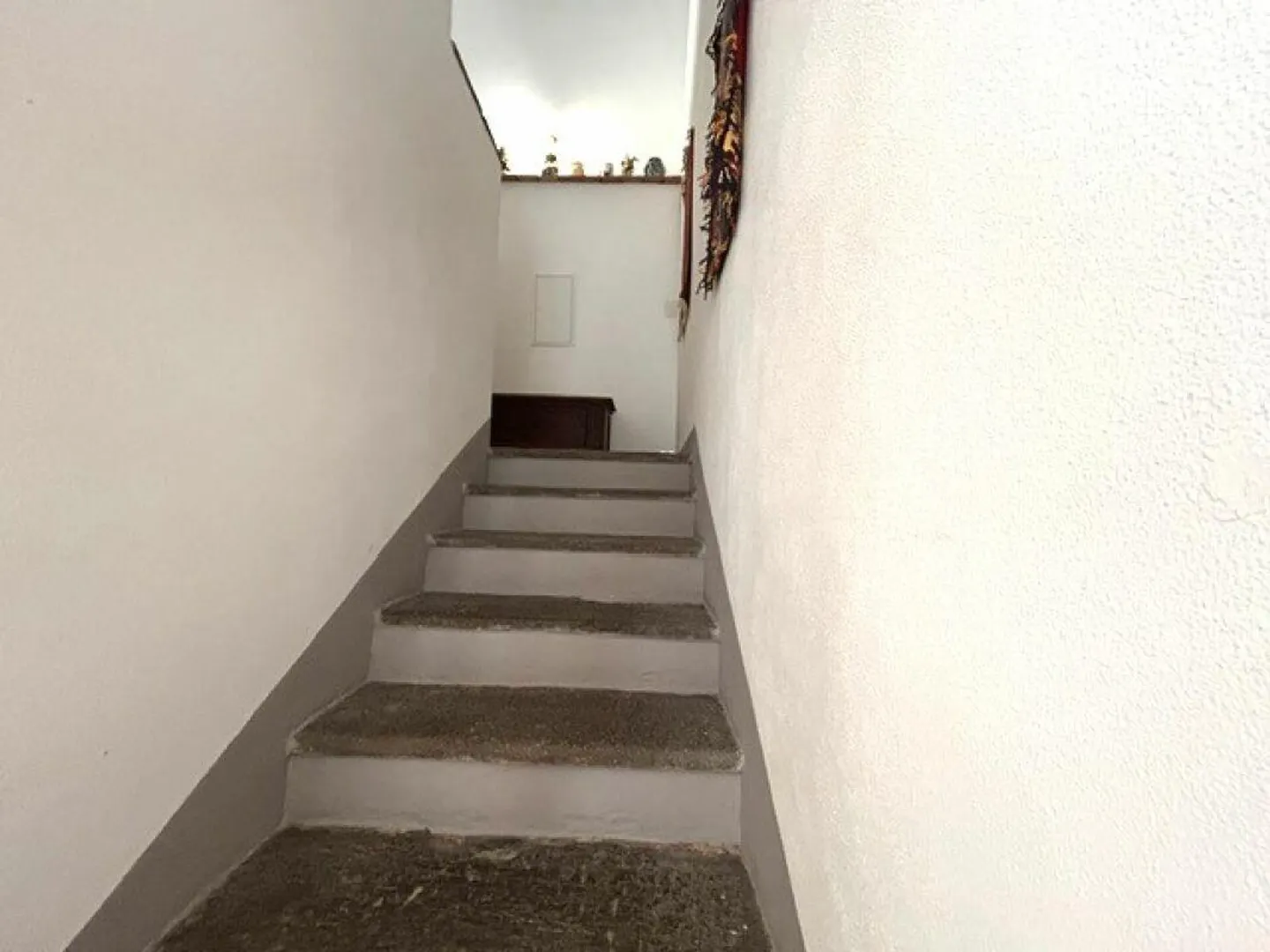 MAISON TICINESE DE CHARME AU COEUR DE PURA - 9 PIÈCES, GROTTO ET COUR... - Photo 10 sur 19