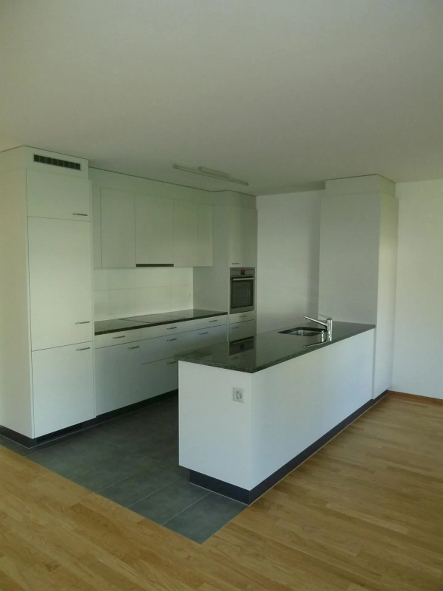 Apartment with garden seating area for a relaxed evening - Photo 2 of 5