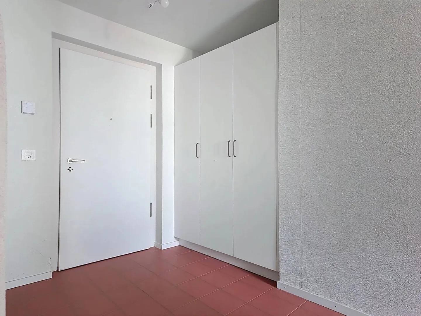 Appartement lumineux 3.5 pièces - Photo 2 sur 9