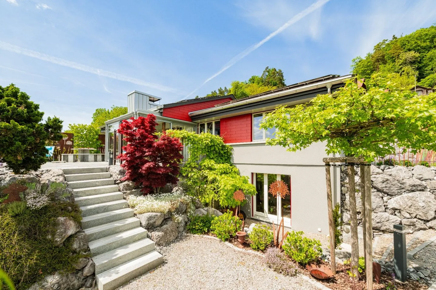 Charming Family Home with Garden - Photo 1 of 7