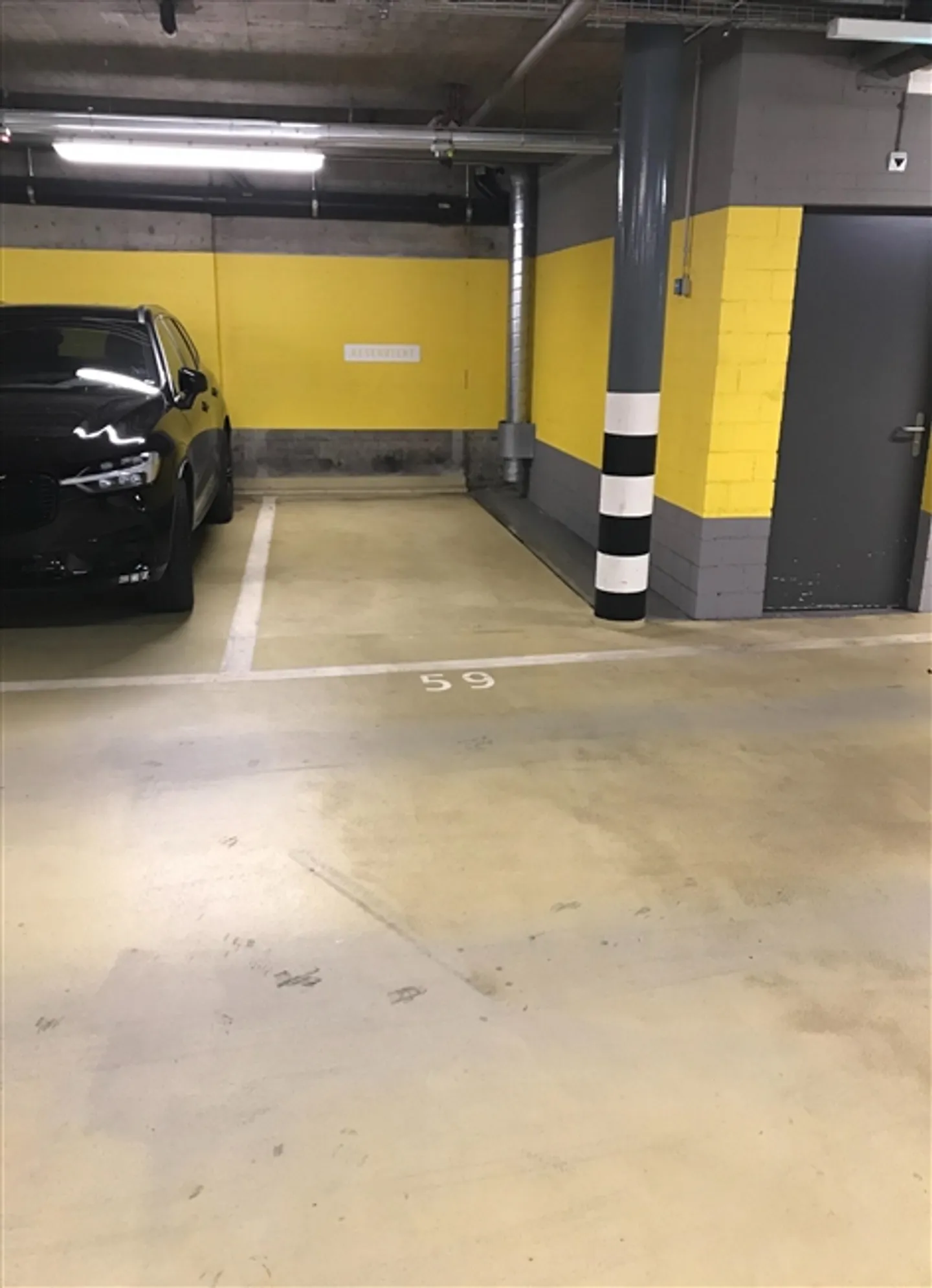 Einstellplatz im City-West Parking zu Vermieten - Foto 3 di 3