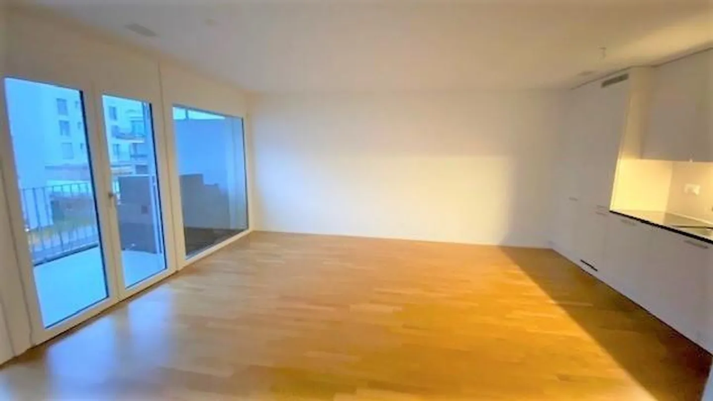 modern 3.5-room apartment with sunny balcony in a quiet location - Photo 5 of 10