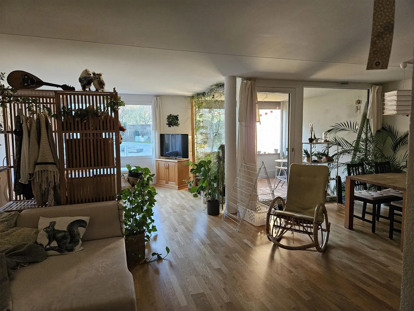 Appartement 3,5 pièces proche de la ville et verdoyant à Kleinwabern - Photo 1 sur 11