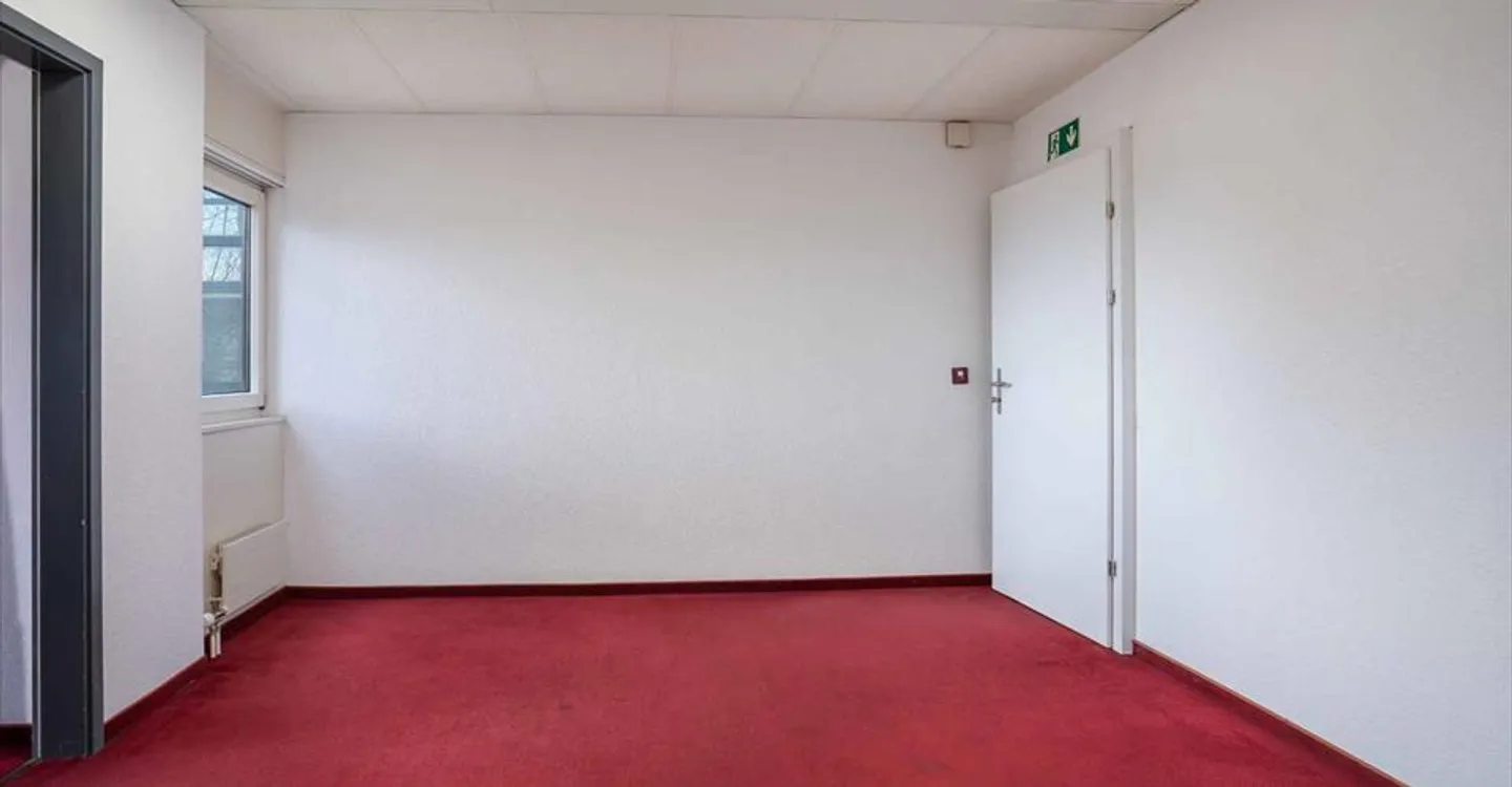 Bureau à louer - Photo 1 sur 5